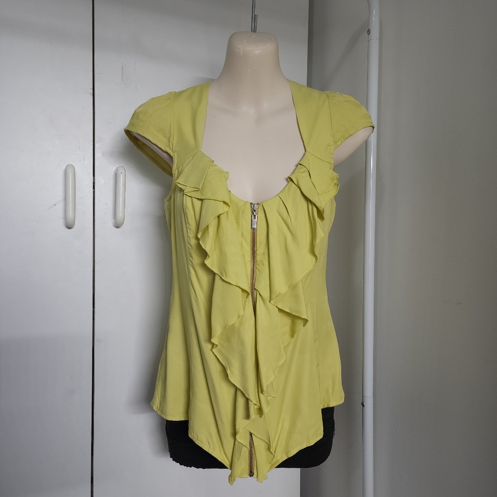 Aus 8 Cue Yellow Layered Frill Zip Front Short Sleeved Blouse - Picture 13 of 16